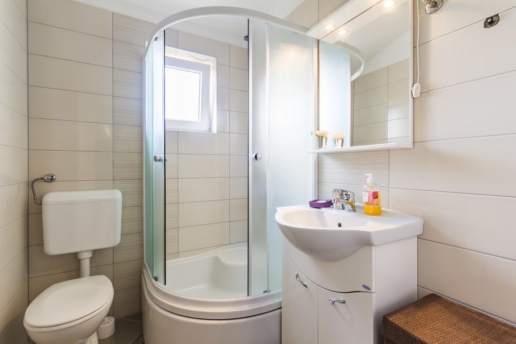 Apartments Gloria Ližnjan Dış mekan fotoğraf