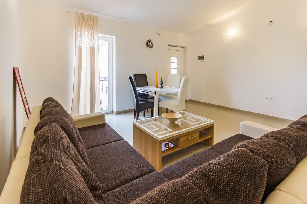 Apartments Gloria Ližnjan Dış mekan fotoğraf