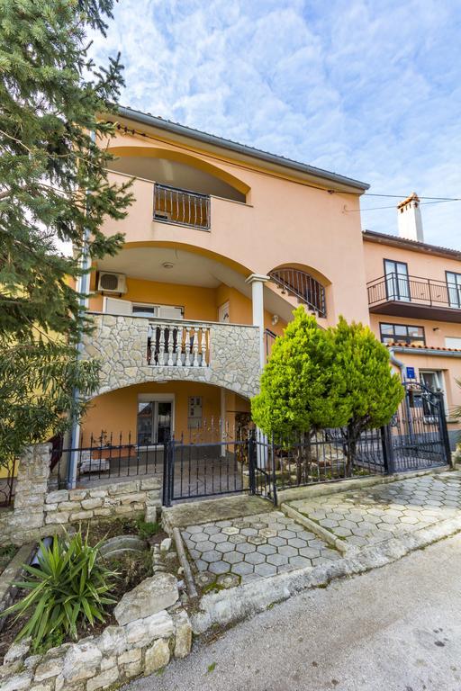 Apartments Gloria Ližnjan Dış mekan fotoğraf