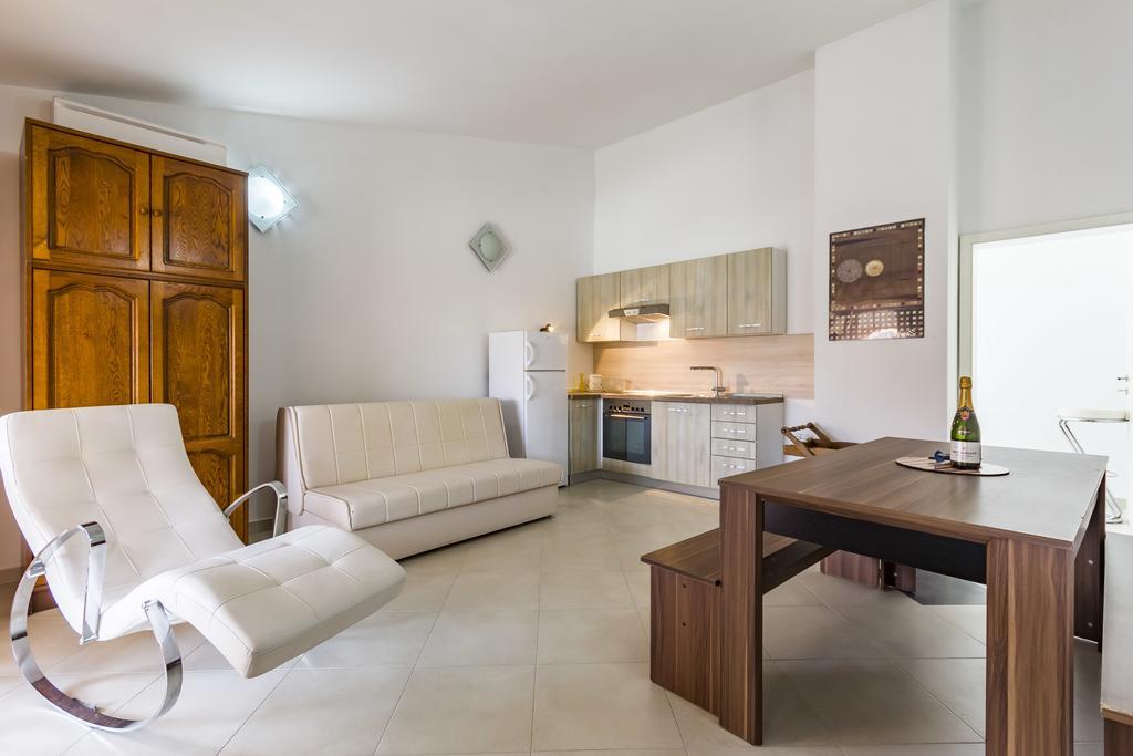 Apartments Gloria Ližnjan Dış mekan fotoğraf