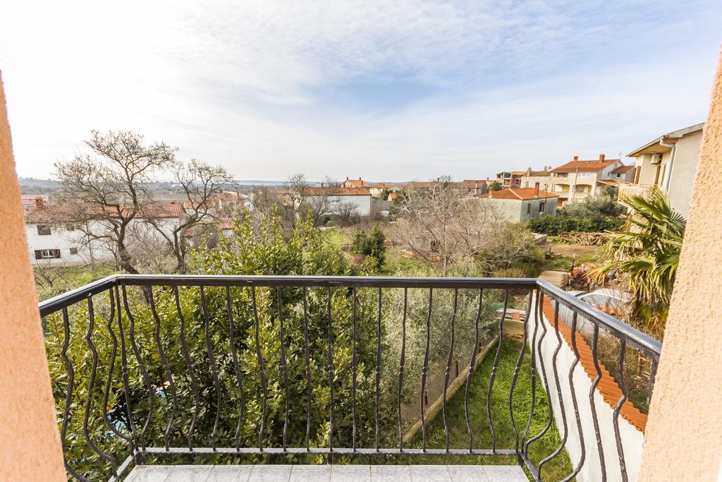 Apartments Gloria Ližnjan Dış mekan fotoğraf