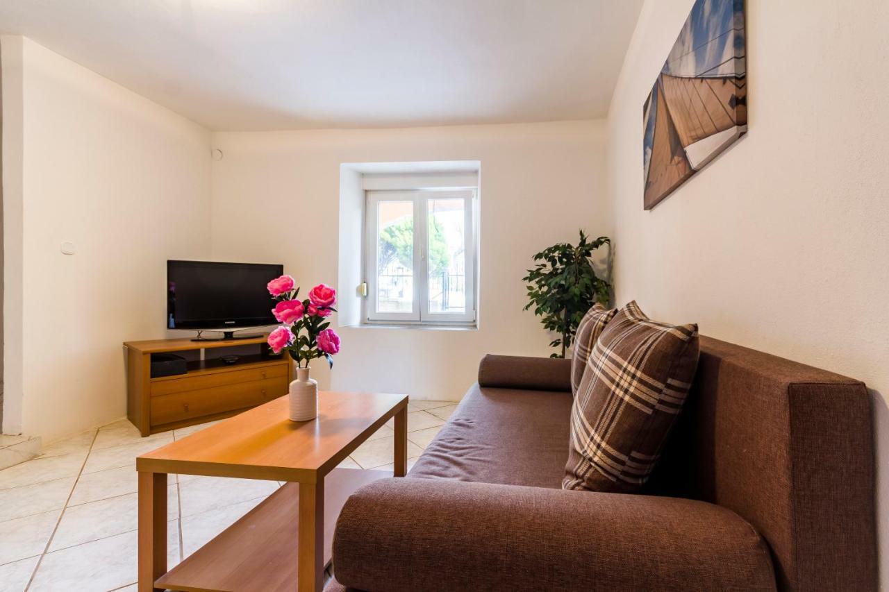 Apartments Gloria Ližnjan Dış mekan fotoğraf