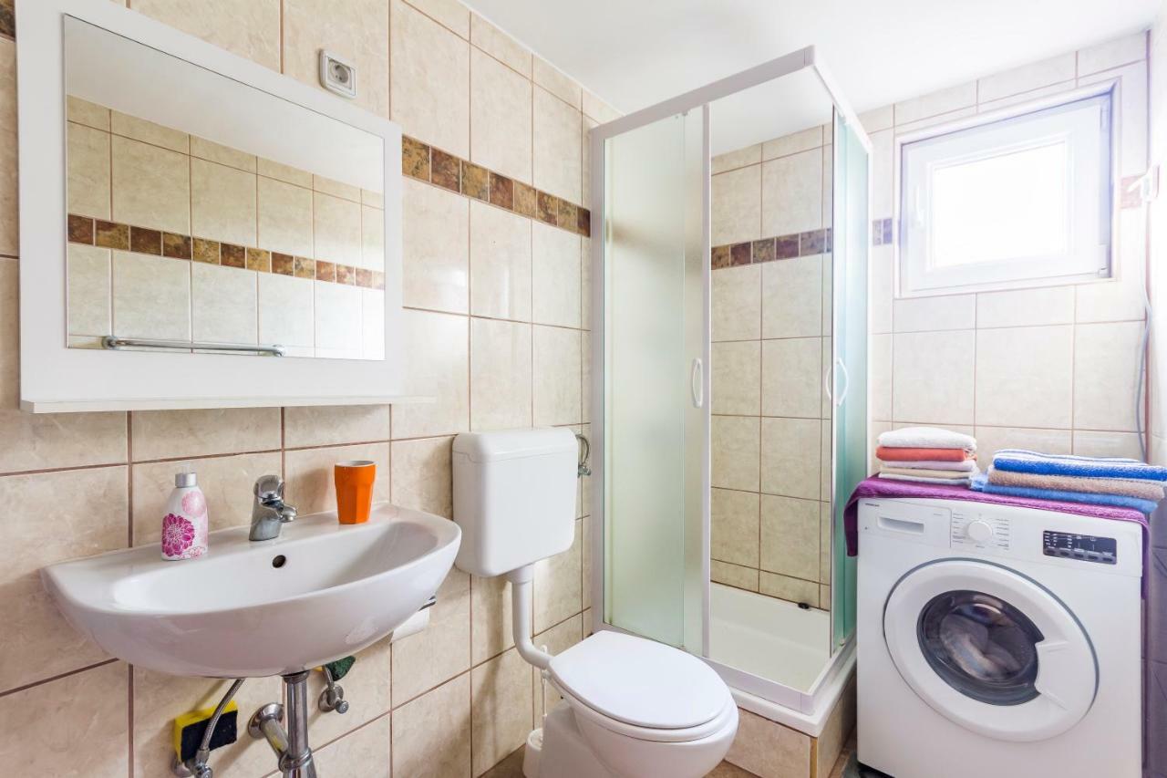 Apartments Gloria Ližnjan Dış mekan fotoğraf