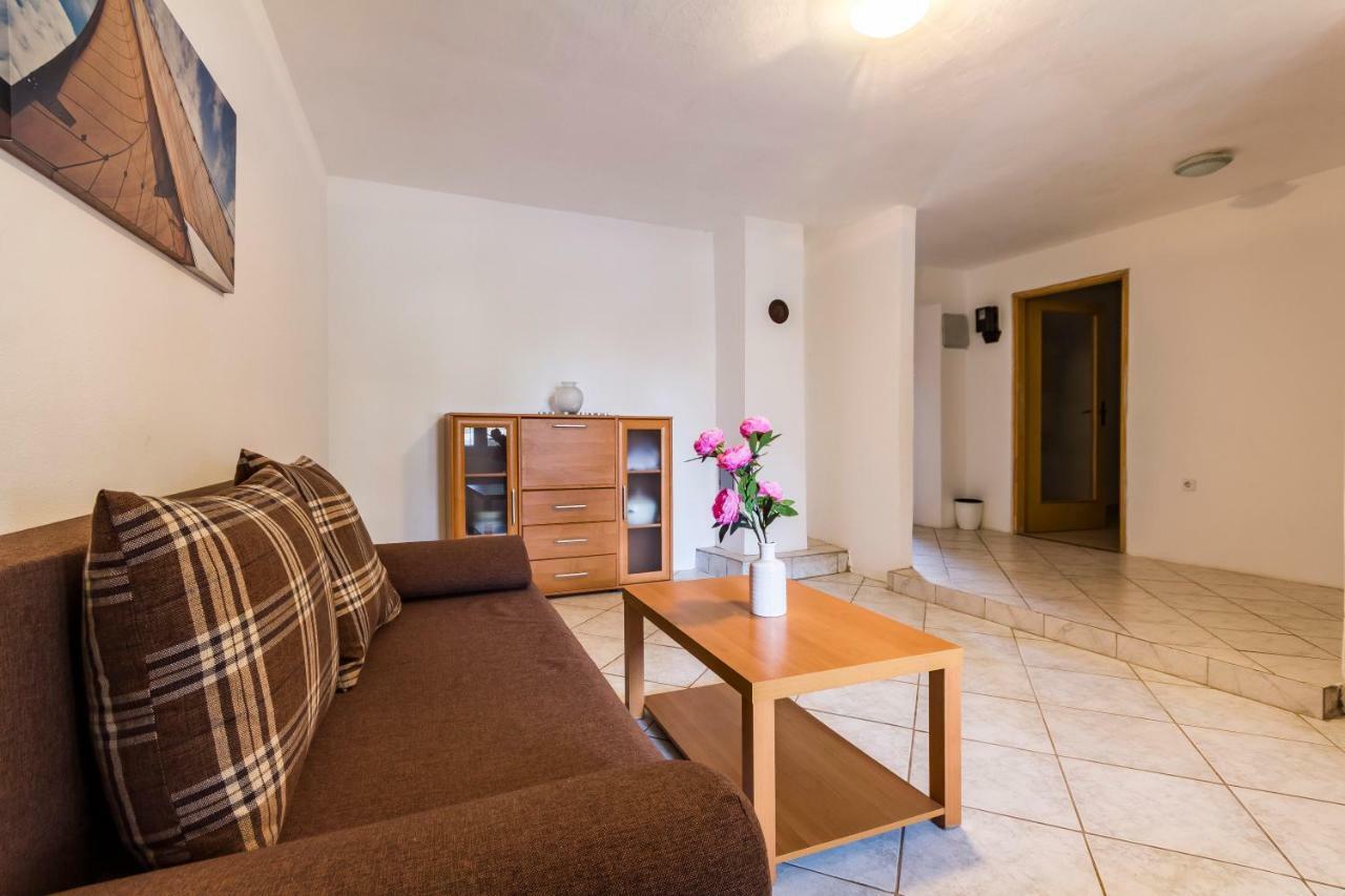 Apartments Gloria Ližnjan Dış mekan fotoğraf